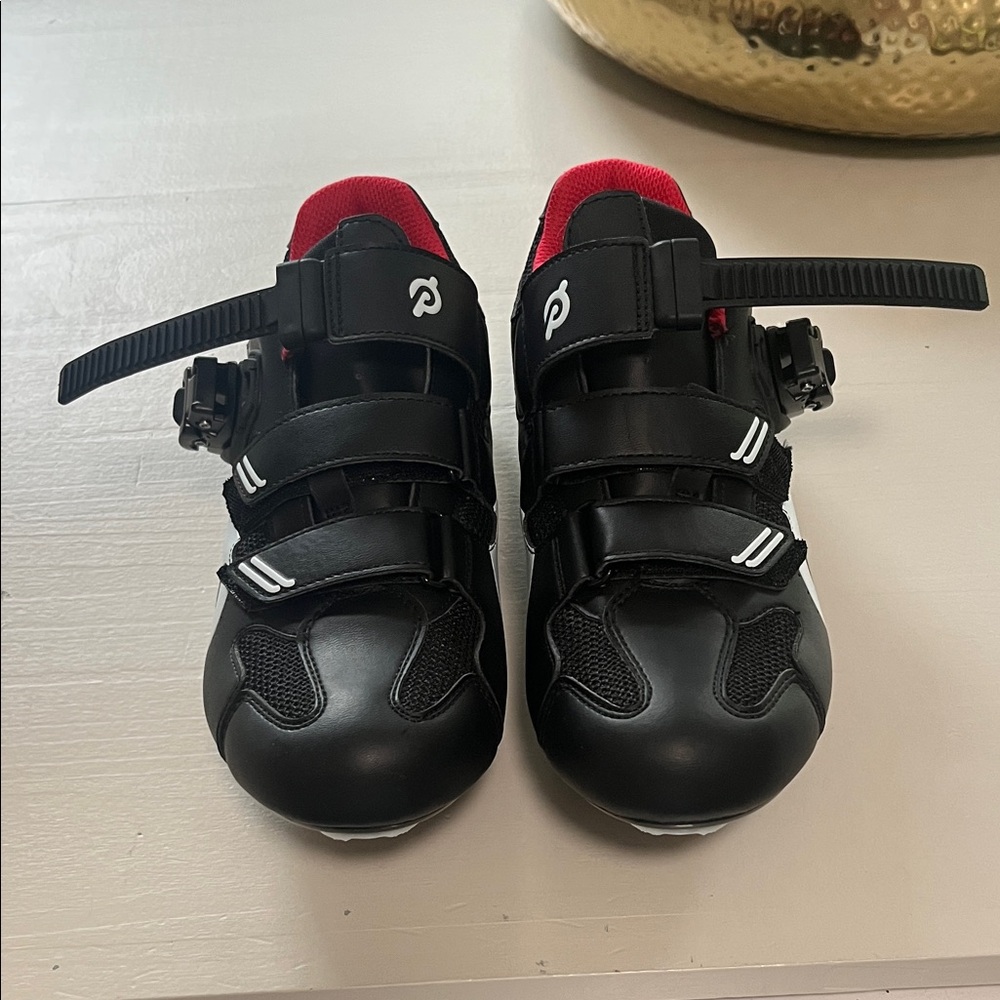 Peloton Women’s Bike Shoes Size 39